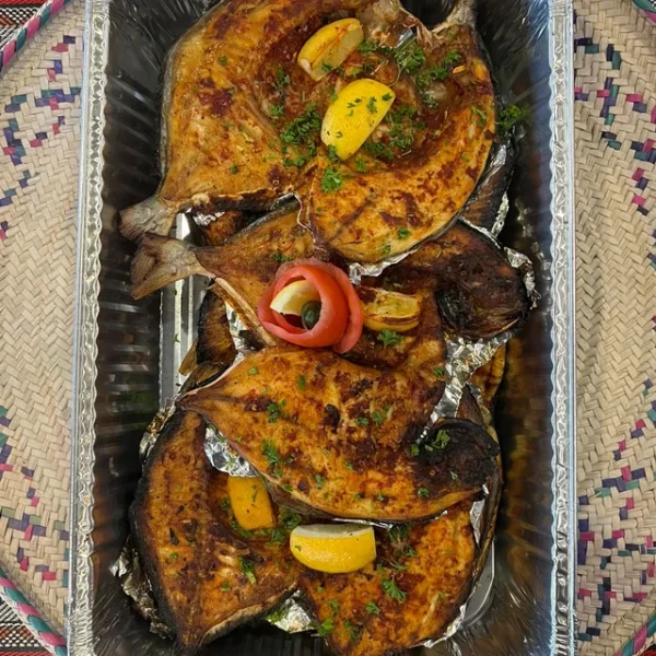 Big Tray of Fish Mova